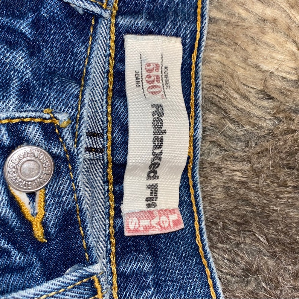 Levi Shorts - image 5